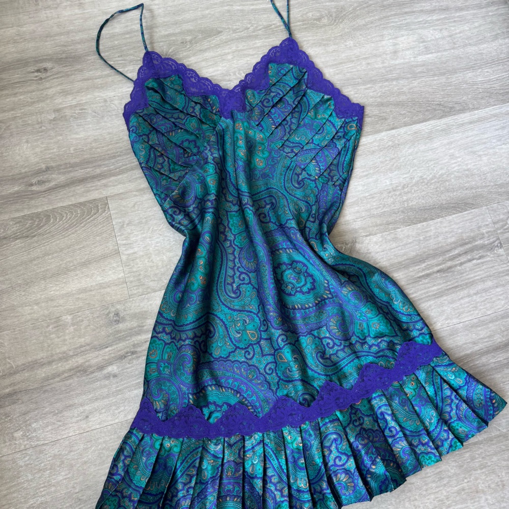 Victoria's Secret Teal and Violet Lace Chemise - Picture 2 of 4